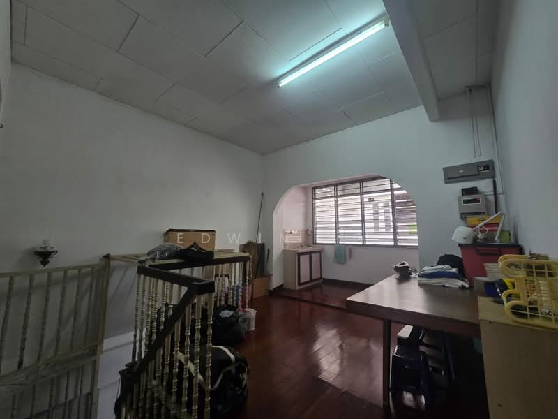 Rumah Berkembar untuk Dijual di Tanjung Bungah (Penang) - Edwin Ng - Living Room - PropertyGuru.com.my