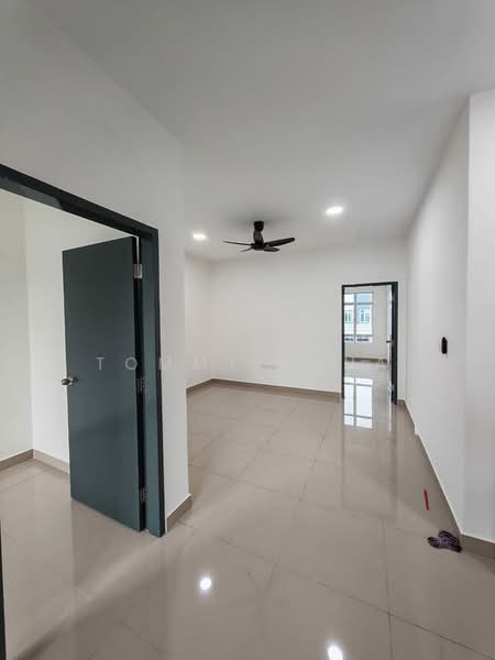 Terraced House for Rent in Bandar Dato Onn (Tebrau) - Tommy Phua - Interior - PropertyGuru.com.my