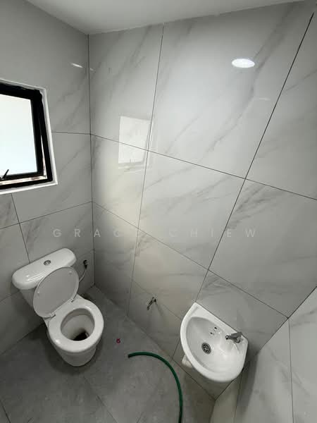 2-storey Terraced House for Sale in Taman Ungku Tun Aminah (Skudai) - Grace Chiew - Bathroom - PropertyGuru.com.my
