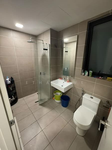 Kediaman Servis untuk Dijual di D'sara Sentral - Ethan Swe - Bathroom - PropertyGuru.com.my