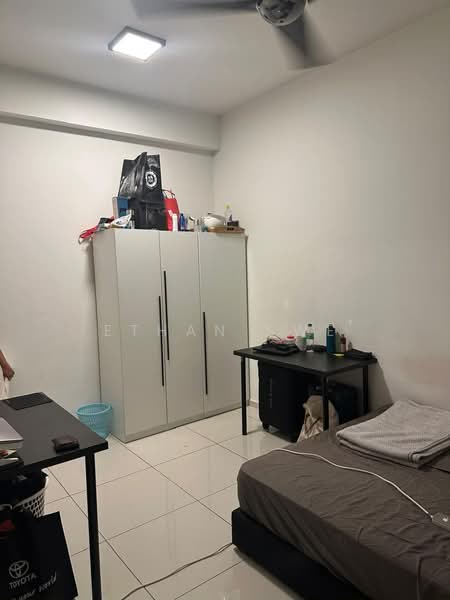 Kediaman Servis untuk Dijual di D'sara Sentral - Ethan Swe - Bedroom - PropertyGuru.com.my
