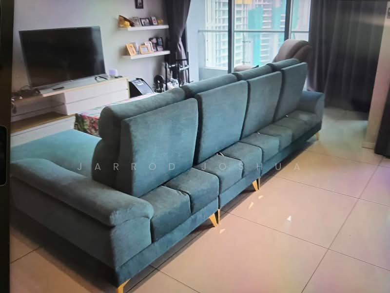 Kondominium untuk Disewa di Tropicana Grande - Jarrod Joshua - Living Room - PropertyGuru.com.my