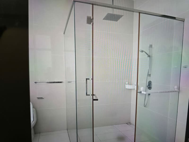 Kondominium untuk Disewa di Tropicana Grande - Jarrod Joshua - Bathroom - PropertyGuru.com.my