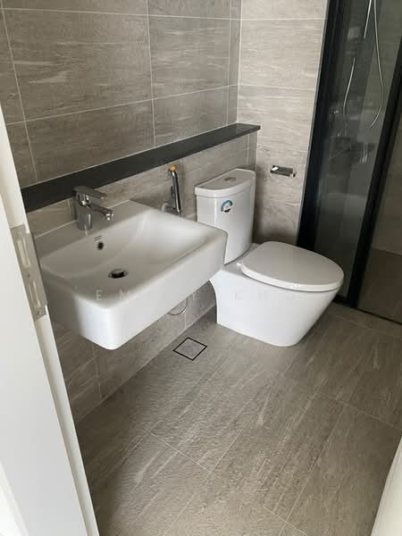 Pejabat untuk Disewa di Kota Damansara (Selangor) - Emily Kho - Bathroom - PropertyGuru.com.my