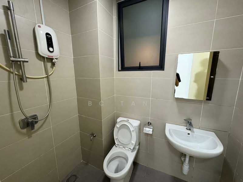 Servis Apartment untuk Dijual di Fortune Perdana - BC TAN - Bathroom - PropertyGuru.com.my