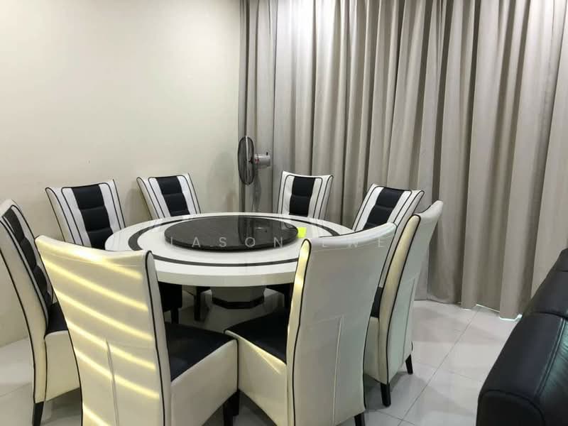 Kondominium untuk Disewa di Central Park condominium - Jason Ewe - Dining Room - PropertyGuru.com.my