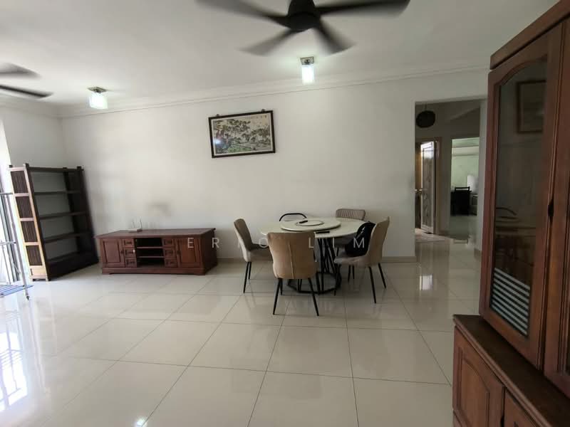 Kondominium untuk Disewa di Mutiara Oriental - Eric Lim - Living Room - PropertyGuru.com.my