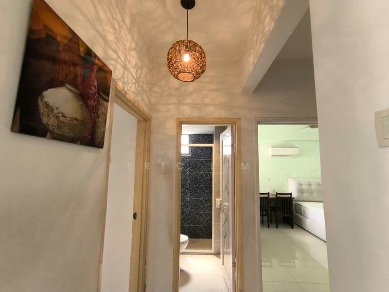 Kondominium untuk Disewa di Mutiara Oriental - Eric Lim - Corridor - PropertyGuru.com.my