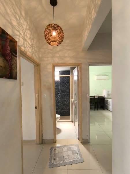 Kondominium untuk Disewa di Mutiara Oriental - Eric Lim - Corridor - PropertyGuru.com.my