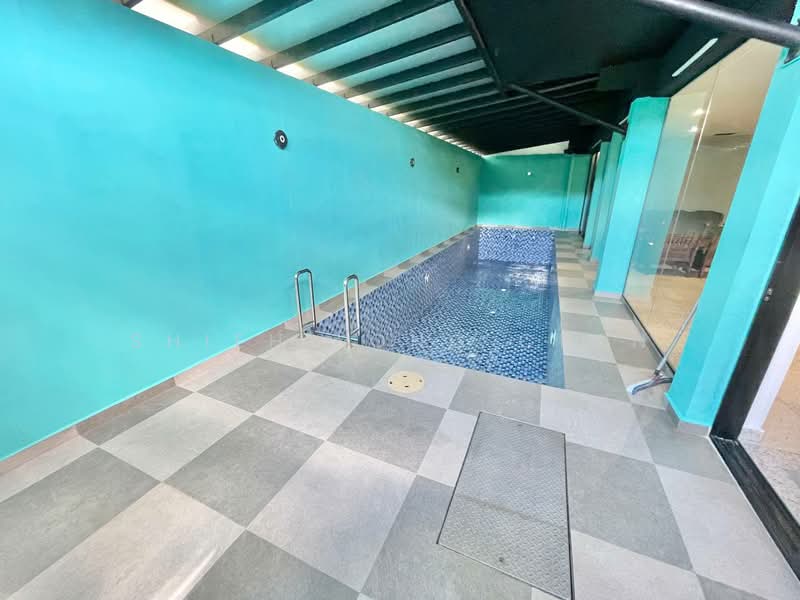 Semi-Detached House for Sale in Johor Bahru (Johor) - Shieh Long Chen - Pool - PropertyGuru.com.my