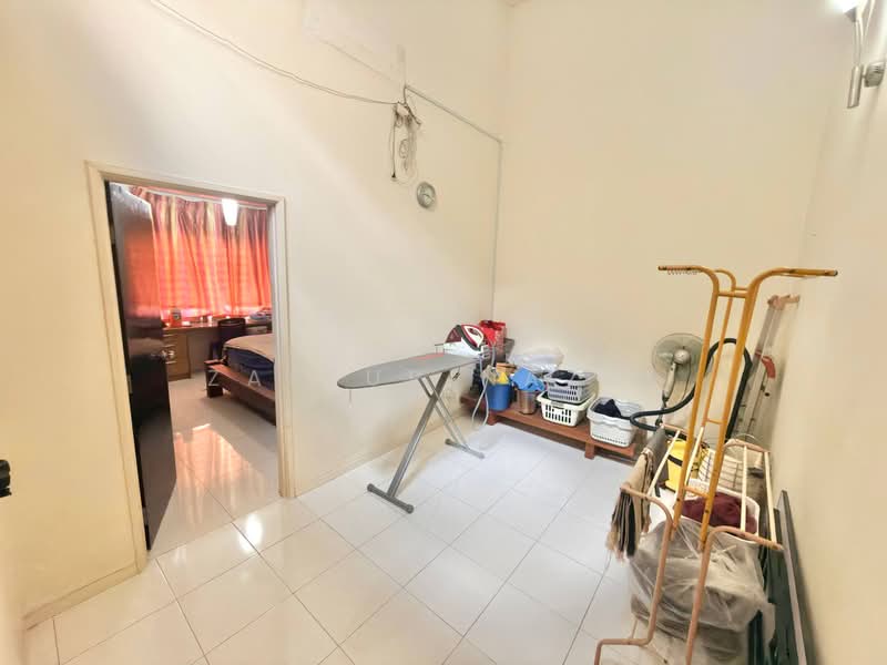 Rumah Teres 2 Tingkat untuk Dijual di Sunway Alam Suria (Shah Alam) - Zaffur Nazri - Bedroom - PropertyGuru.com.my