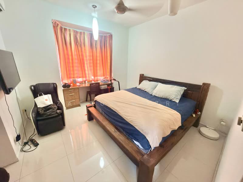 Rumah Teres 2 Tingkat untuk Dijual di Sunway Alam Suria (Shah Alam) - Zaffur Nazri - Bedroom - PropertyGuru.com.my