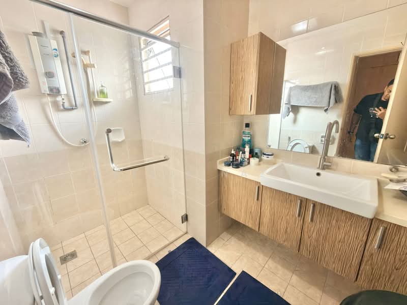 Rumah Teres 2 Tingkat untuk Dijual di Sunway Alam Suria (Shah Alam) - Zaffur Nazri - Bathroom - PropertyGuru.com.my