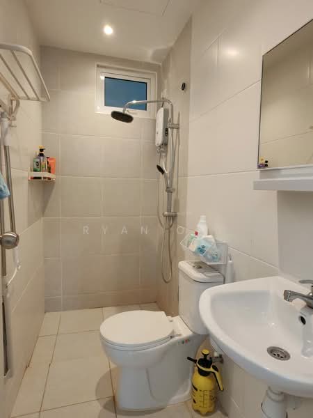 Kondominium untuk Disewa di D'Aman Residence - Ryan Ooi - Bathroom - PropertyGuru.com.my