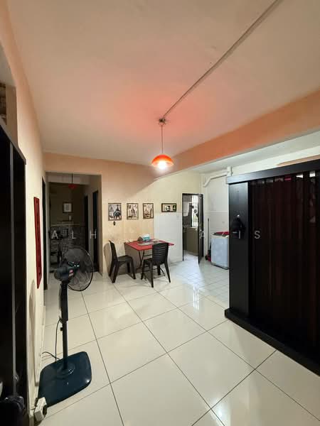 Pangsapuri untuk Dijual di Sri Putra Apartment - ALHAFIZ AZIS - Interior - PropertyGuru.com.my