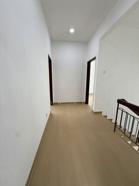 Rumah Banglo untuk Disewa di Taman Suria (Johor Bahru) - Sean Yeoh - Corridor - PropertyGuru.com.my