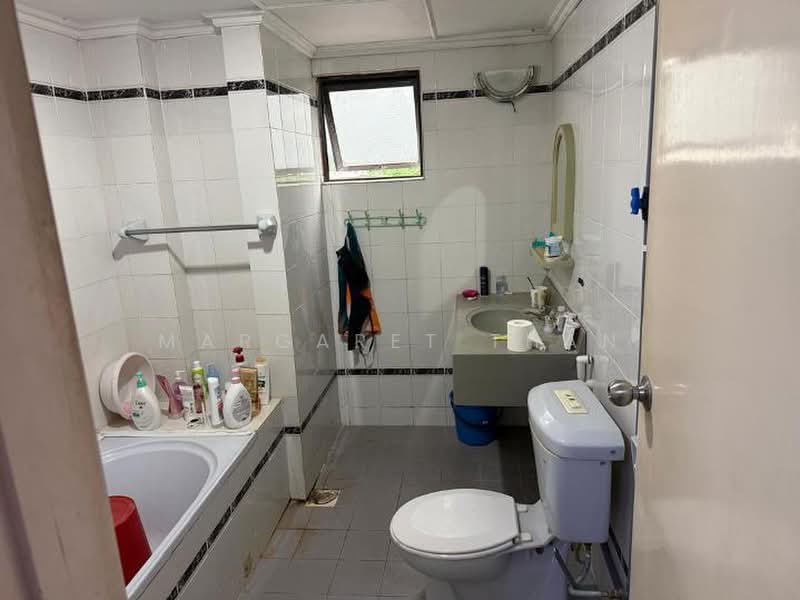 Condominium for Sale at Ehsan Ria - Margaret Than - Bathroom - PropertyGuru.com.my
