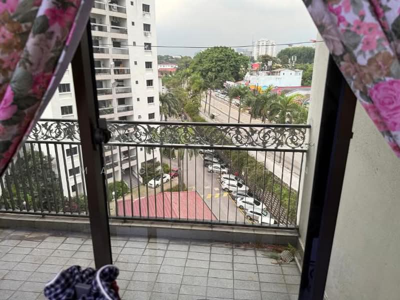 Condominium for Sale at Ehsan Ria - Margaret Than - Balcony - PropertyGuru.com.my