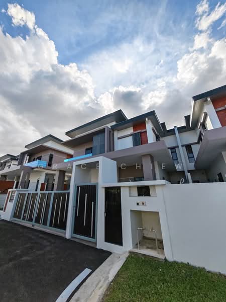 Semi-Detached House for Sale in Johor Bahru (Johor) - Grace Chiew - PropertyGuru.com.my