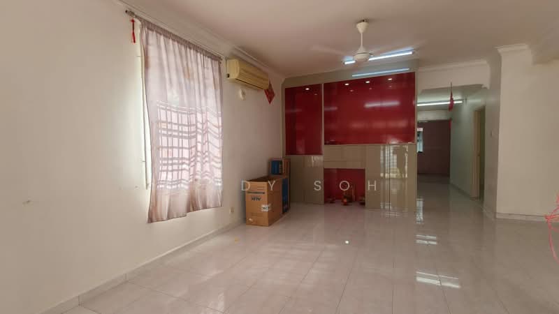 Rumah Teres 2 Tingkat untuk Dijual di Taman Megah Ria (Masai) - Cindy Soh - Living Room - PropertyGuru.com.my
