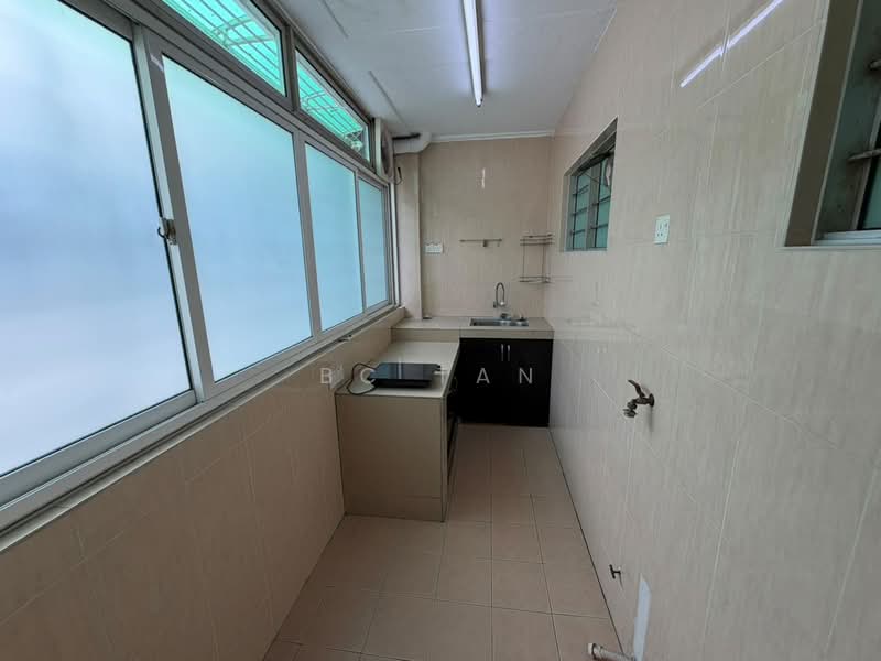 Apartment for Sale at Vista Mutiara - BC TAN - Kitchen - PropertyGuru.com.my