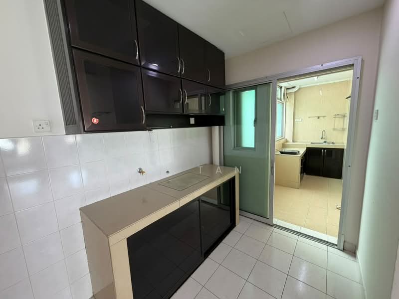Apartment for Sale at Vista Mutiara - BC TAN - Kitchen - PropertyGuru.com.my