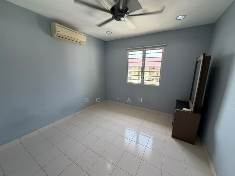 Apartment for Sale at Vista Mutiara - BC TAN - Bedroom - PropertyGuru.com.my