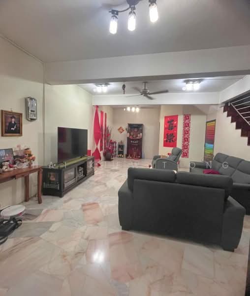 2-storey Terraced House for Sale in Seri Kuantan (Kuantan) - Chai Kiew Tiong - Living Room - PropertyGuru.com.my