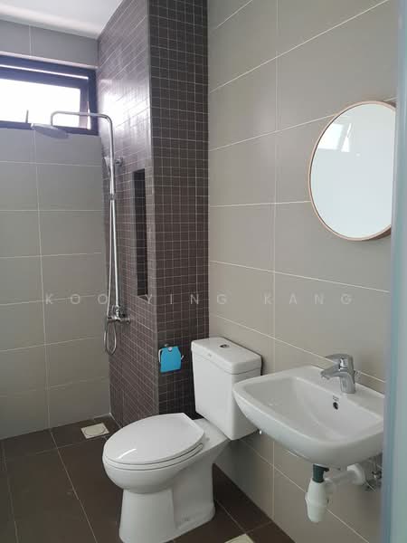 Servis Apartment untuk Disewa di Pacific Star - Koo Ying Kang - Bathroom - PropertyGuru.com.my