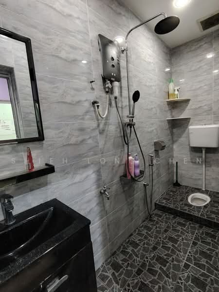 Rumah Teres 1 Tingkat untuk Dijual di Taman Universiti (Skudai) - Shieh Long Chen - Bathroom - PropertyGuru.com.my