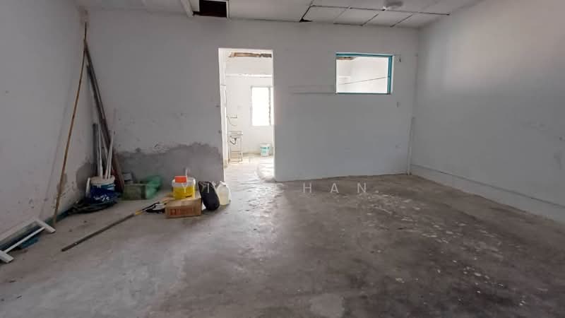 Kedai untuk Dijual di Bandar Baru Kundang (Rawang) - Yik Chan - Interior - PropertyGuru.com.my