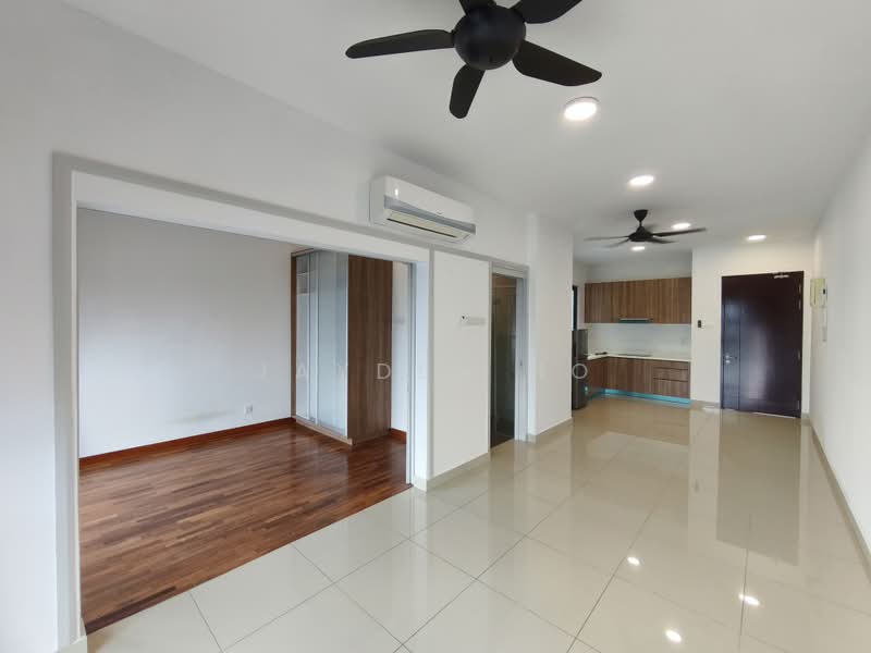 Servis Apartment untuk Disewa di Pacific Star - Jayden Ho - Living Room - PropertyGuru.com.my
