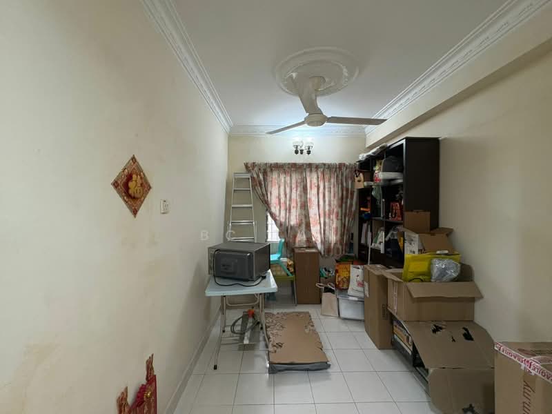 Apartment for Sale at Vista Mutiara - BC TAN - Living Room - PropertyGuru.com.my