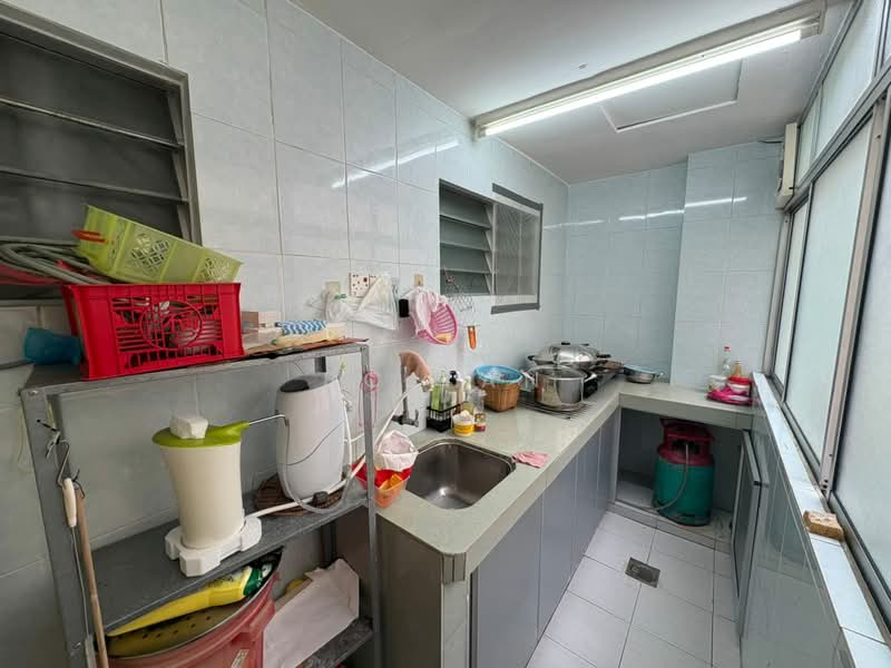 Apartment for Sale at Vista Mutiara - BC TAN - Kitchen - PropertyGuru.com.my