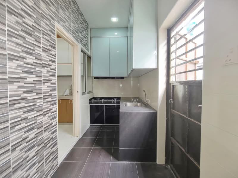 2-storey Terraced House for Sale in Skudai (Johor) - Doreen Wong - Kitchen - PropertyGuru.com.my