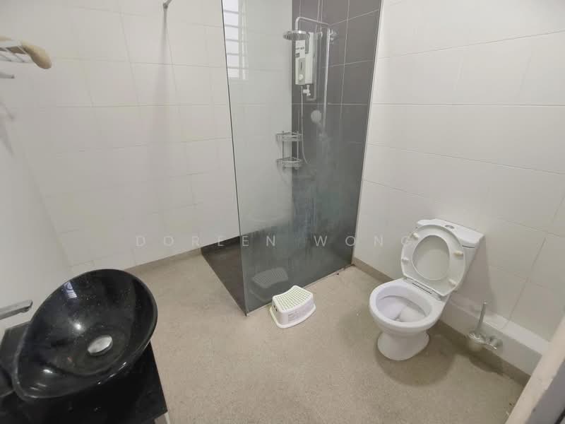 2-storey Terraced House for Sale in Skudai (Johor) - Doreen Wong - Bathroom - PropertyGuru.com.my