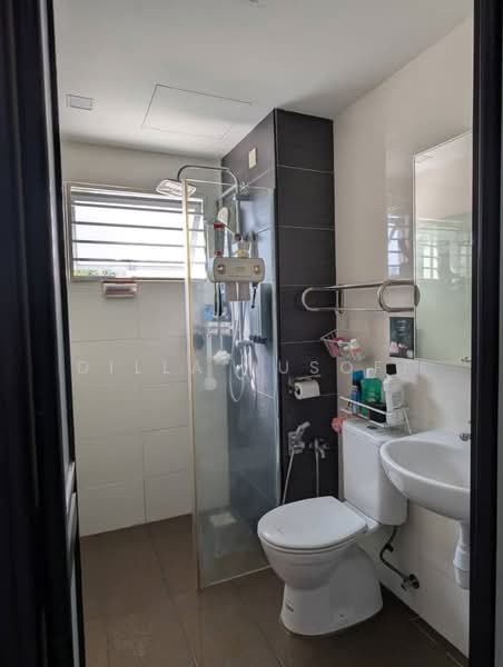 Condominium for Rent at Oasis 1 - DILLA YUSOFF - Bathroom - PropertyGuru.com.my