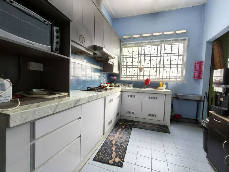 Rumah Teres 1 Tingkat untuk Dijual di Taman Pulai Emas (Kulai) - ALHAFIZ AZIS - Kitchen - PropertyGuru.com.my
