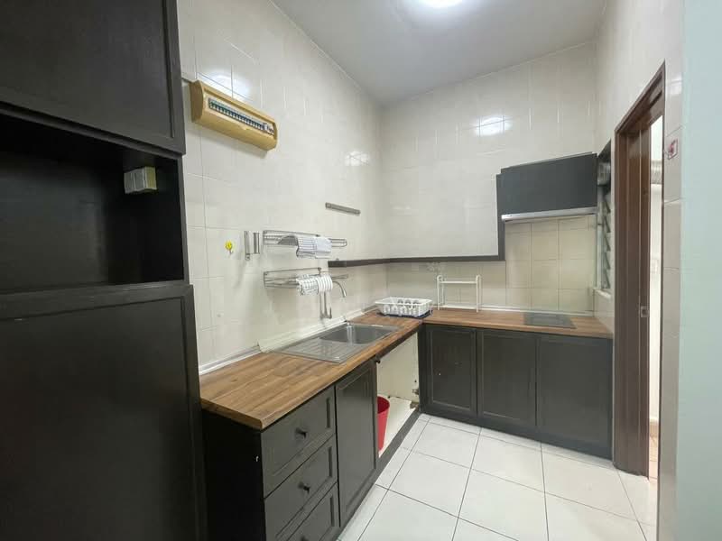 Service Residence for Rent at Serviced Residence @ Casa Tiara - JC Tay - Kitchen - PropertyGuru.com.my