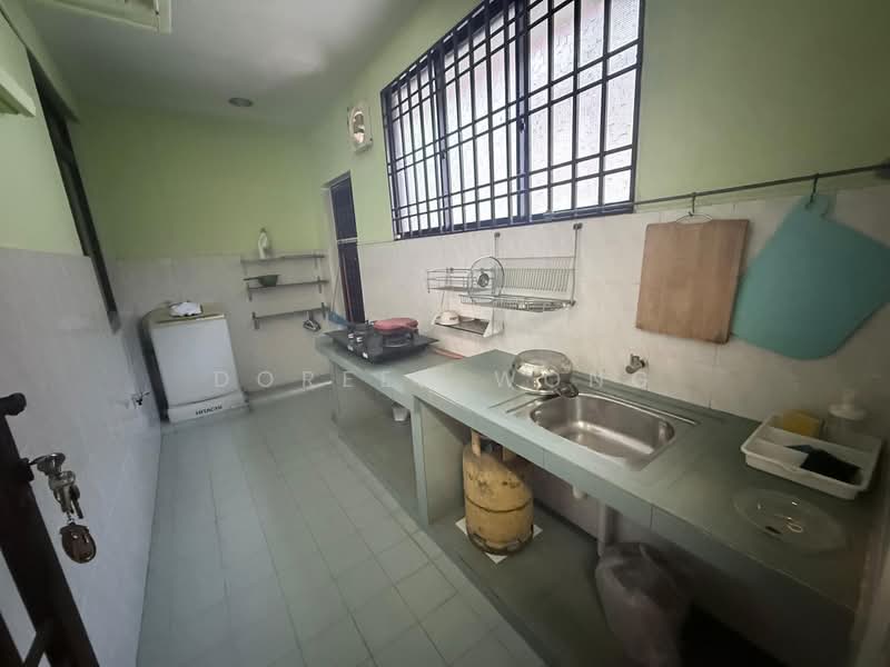 2-storey Terraced House for Sale in Johor Bahru (Johor) - Doreen Wong - Kitchen - PropertyGuru.com.my