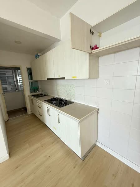 Kediaman Servis untuk Disewa di Greenfield Regency - Nick Low - Kitchen - PropertyGuru.com.my