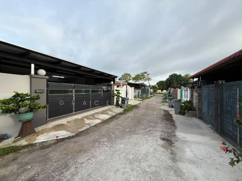 Rumah Teres 1 Tingkat untuk Dijual di Taman Delima (Tebrau) - Grace Chiew - PropertyGuru.com.my