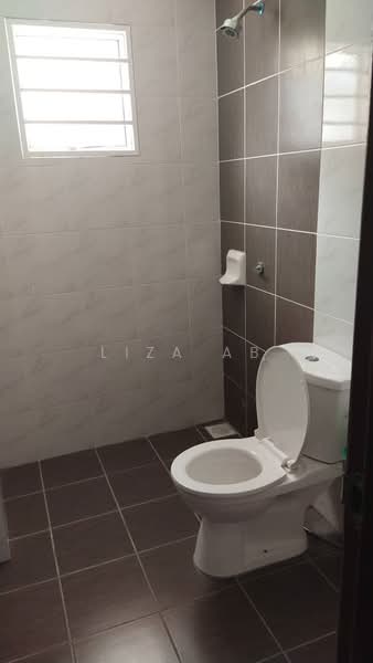 Link Bungalow for Sale in Putrajaya (Putrajaya) - Liza AB - Bathroom - PropertyGuru.com.my