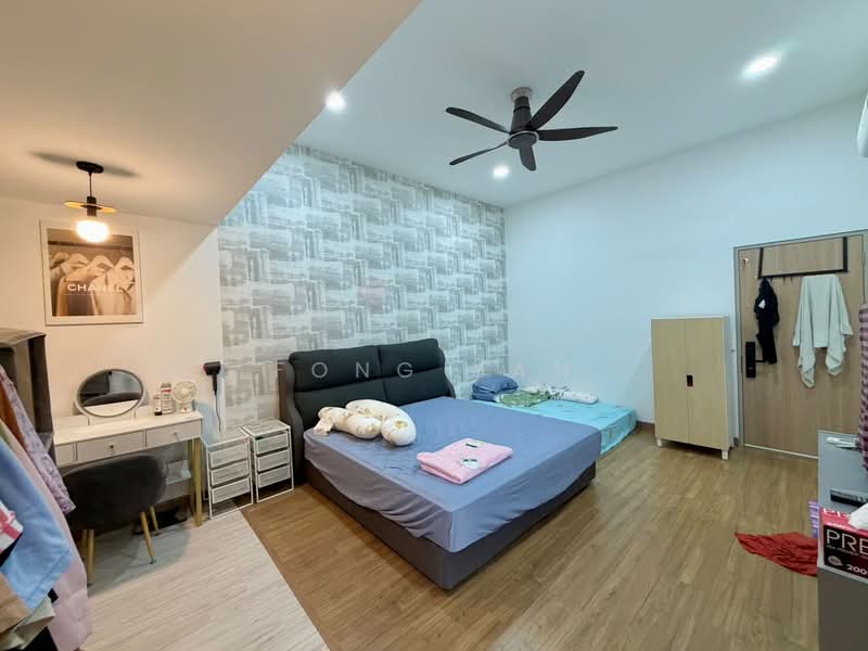 2-storey Terraced House for Sale in Bandar Bukit Raja (Klang) - Fong Yan - Bedroom - PropertyGuru.com.my