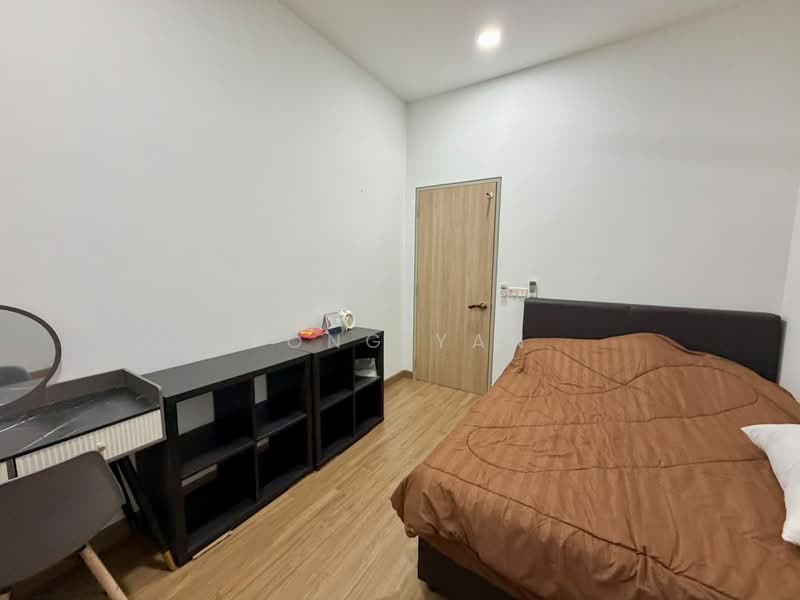 2-storey Terraced House for Sale in Bandar Bukit Raja (Klang) - Fong Yan - Bedroom - PropertyGuru.com.my