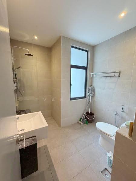 Rumah Teres 2-Tingkat untuk Dijual di Puchong (Selangor) - Evan Goh - Bathroom - PropertyGuru.com.my