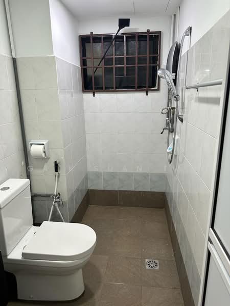 Condominium for Rent at Lakeside Tower - Gaik Suan Tan - Bathroom - PropertyGuru.com.my