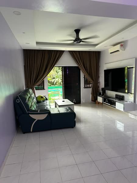 Condominium for Rent at Lakeside Tower - Gaik Suan Tan - Living Room - PropertyGuru.com.my