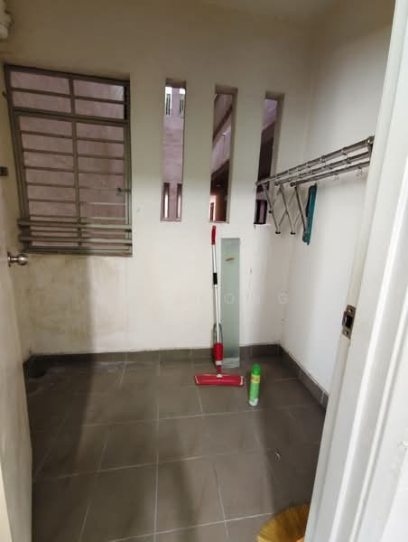 Kondominium untuk Disewa di Villa Park - JK Leong - Interior - PropertyGuru.com.my