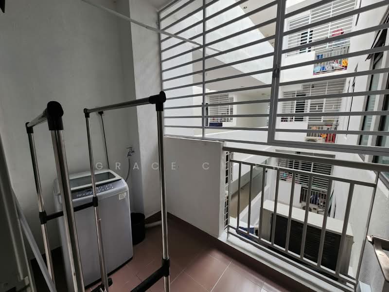 Pangsapuri untuk Disewa di Austin Regency (Pangsapuri Austin Perdana) - Grace Chiew - Balcony - PropertyGuru.com.my